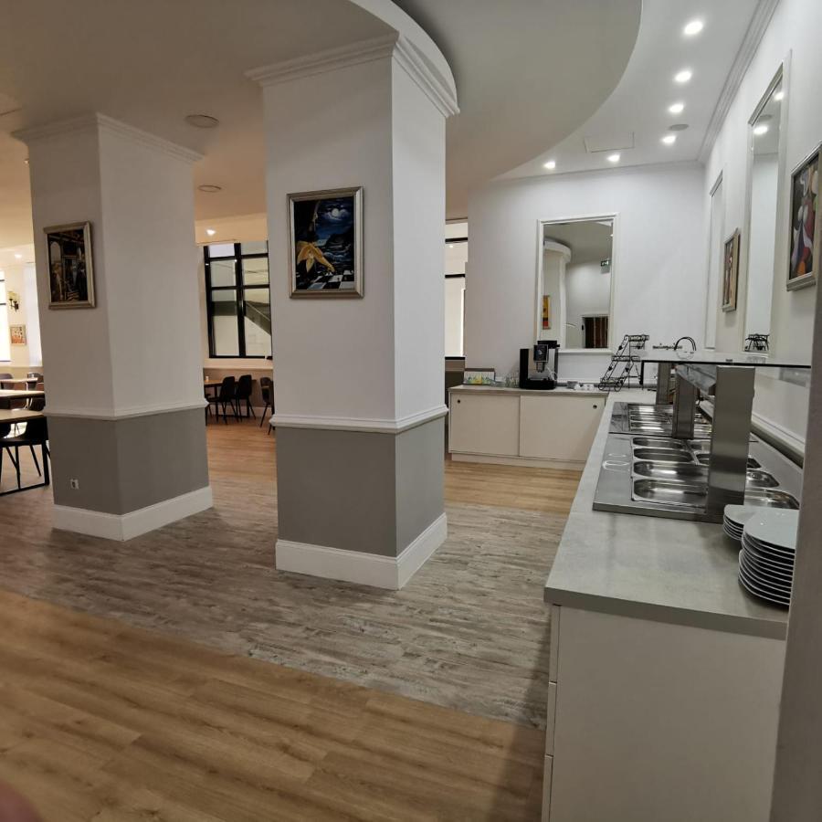 Hotel Zimbru Snagov Tincabesti 외부 사진