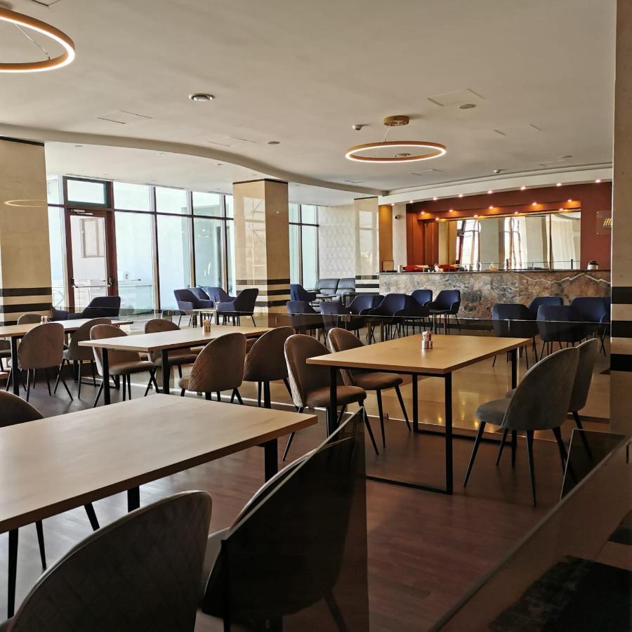 Hotel Zimbru Snagov Tincabesti 외부 사진