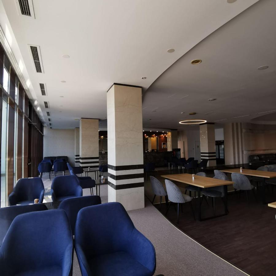 Hotel Zimbru Snagov Tincabesti 외부 사진